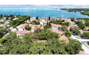 3715 42ND WAY, ST PETERSBURG, FL 33711 - MLS#MFRTB8411638