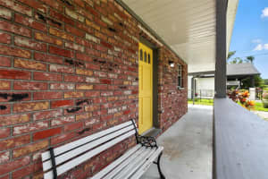 1805 KNOLLWOOD STREET, TAMPA, FL 33610 - MLS#MFRTB8411671