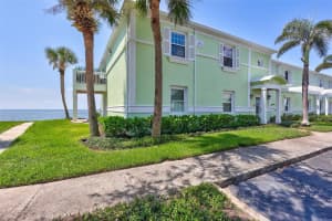 5266 BEACH DRIVE, ST PETERSBURG, FL 33705 - MLS#MFRTB8411729
