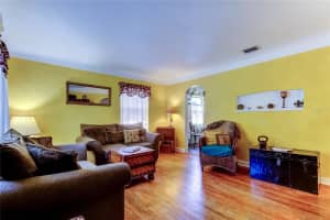 1211 16TH AVENUE, ST PETERSBURG, FL 33704 - MLS#MFRTB8411732
