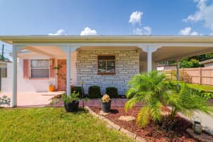 8855 78TH PLACE, SEMINOLE, FL 33777 Sold 08/25/25