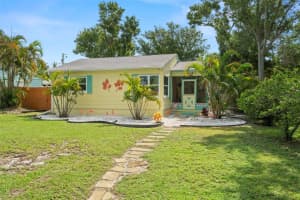 1212 HULL STREET, GULFPORT, FL 33707 Sold 08/19/25