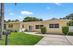 5650 45th Ave N, ST PETERSBURG