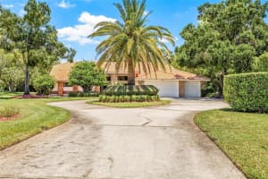 30 Stanton Cir, OLDSMAR