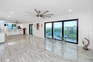 7300 SUN ISLAND DRIVE, SOUTH PASADENA, FL 33707 - MLS#MFRTB8411925