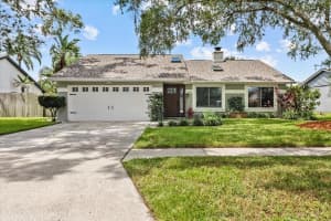 5827 SILVER MOON AVENUE, TAMPA, FL 33625 - MLS#MFRTB8411935