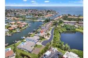 4673 Alisa Cir Ne, ST PETERSBURG