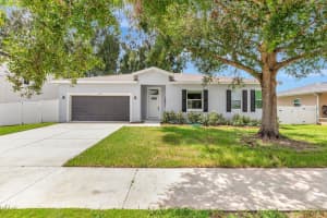 12524 Cross St, LARGO