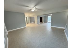 427 COUNTRY CLUB DRIVE, OLDSMAR, FL 34677 - MLS#MFRTB8412061