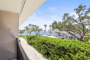 1101 VICTORIA DRIVE, DUNEDIN, FL 34698 - MLS#MFRTB8412071