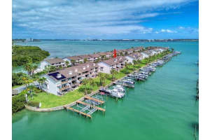 119 MARINA DEL REY COURT, CLEARWATER BEACH, FL 33767 - MLS#MFRTB8412119