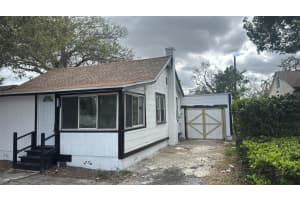4082 38th Ave N, ST PETERSBURG