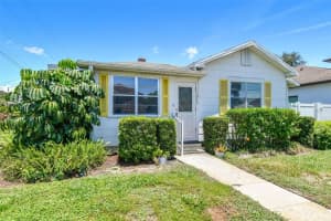 3015 NORTH B STREET, TAMPA, FL 33609 Sold 08/18/25