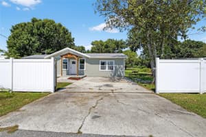1120 WALKER ROAD, LAKELAND, FL 33810 - MLS#MFRTB8412174