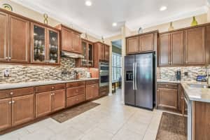 16301 GARNET GLEN PLACE, WIMAUMA, FL 33598 - MLS#MFRTB8412185