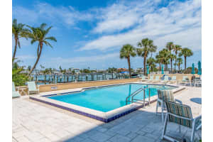 690 ISLAND WAY, CLEARWATER BEACH, FL 33767 - MLS#MFRTB8412210