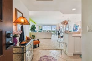 521 MANDALAY AVENUE, CLEARWATER BEACH, FL 33767 Sold 10/03/25