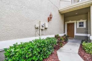 527 SPRING LAKE CIRCLE, TARPON SPRINGS, FL 34688 - MLS#MFRTB8412248