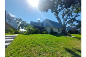 9446 TRADEWINDS AVENUE, SEMINOLE, FL 33776 Sold 09/22/25