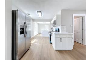 450 61ST AVENUE, ST PETERSBURG, FL 33705 - MLS#MFRTB8412280