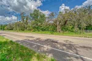 9512 HARNEY ROAD, THONOTOSASSA, FL 33592 Sold 03/19/26