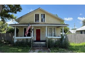 5527 9th St, ZEPHYRHILLS