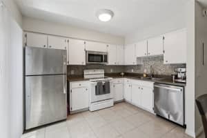 9456 FOREST HILLS CIRCLE, TAMPA, FL 33612 - MLS#MFRTB8412329