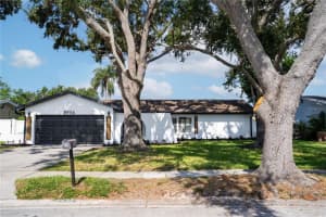 8956 124th Way, SEMINOLE