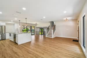 3203 SHADY GLEN CIRCLE, TAMPA, FL 33618 Sold 09/19/25