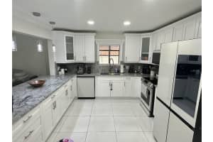 6611 HALE AVENUE, TAMPA, FL 33609 - MLS#MFRTB8412410