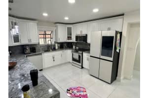 6611 HALE AVENUE, TAMPA, FL 33609 - MLS#MFRTB8412410