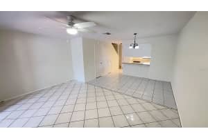 4003 OAK LIMB COURT, TAMPA, FL 33614 - MLS#MFRTB8412555