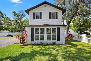 1607 W GRANFIELD AVE, PLANT CITY, FL 33563 Sold 10/10/25