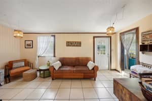 627 61ST AVENUE, ST PETERSBURG, FL 33705 - MLS#MFRTB8412571