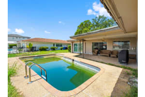 1962 HAWAII AVENUE, ST PETERSBURG, FL 33703 - MLS#MFRTB8412592