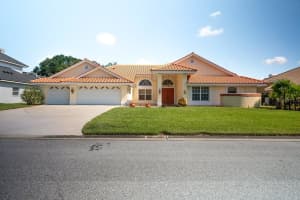 30341 Fairway Dr, WESLEY CHAPEL
