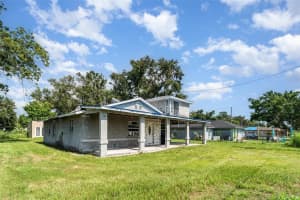 2208 1ST AVENUE, PALMETTO, FL 34221 Sold 08/29/25