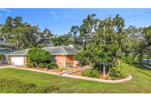 950 COLLEGE HILL DRIVE, CLEARWATER, FL 33765 - MLS#MFRTB8412682
