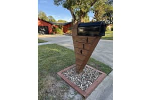 114 ROCK LAKE ROAD, LONGWOOD, FL 32750 Sold 10/30/25