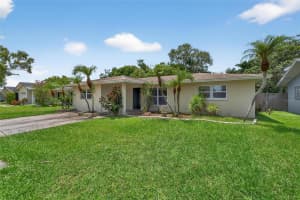 2186 GREENBRIAR BOULEVARD, CLEARWATER, FL 33763 - MLS#MFRTB8412692