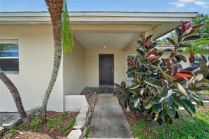 2186 GREENBRIAR BOULEVARD, CLEARWATER, FL 33763 - MLS#MFRTB8412692