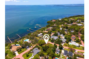 1125 Friendly Way S, ST PETERSBURG