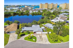 11014 Huron Rd, ST PETERSBURG