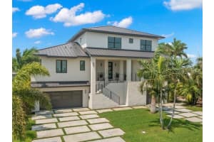 7949 2ND AVENUE, ST PETERSBURG, FL 33707 - MLS#MFRTB8412763