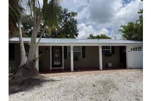 831 40TH STREET, SARASOTA, FL 34234 - MLS#MFRTB8412827