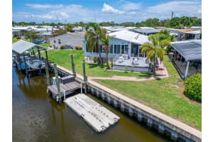 132 SAINT THOMAS CIRCLE, APOLLO BEACH, FL 33572 Sold 10/24/25