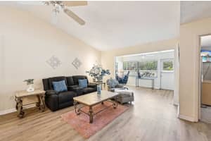7245 WOOD CREEK DRIVE, SARASOTA, FL 34231 - MLS#MFRTB8412967