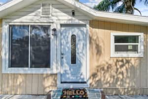 711 SMITH STREET, CLEARWATER, FL 33756 - MLS#MFRTB8412969
