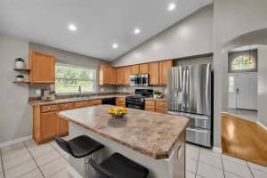 7601 WILTSHIRE PARK PLACE, APOLLO BEACH, FL 33572 - MLS#MFRTB8412987