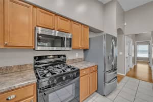 7601 WILTSHIRE PARK PLACE, APOLLO BEACH, FL 33572 - MLS#MFRTB8412987